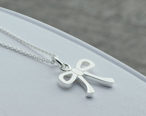 Bow Necklace