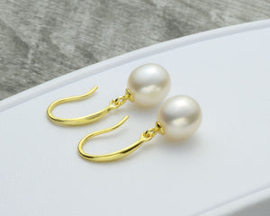 PEARL DROP EARRINGS - GOLD