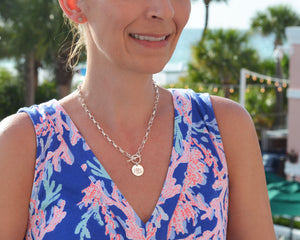 Personalized toggle choker
