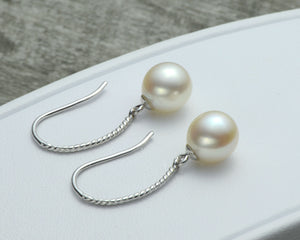 PEARL DROP TWIST EARRINGS